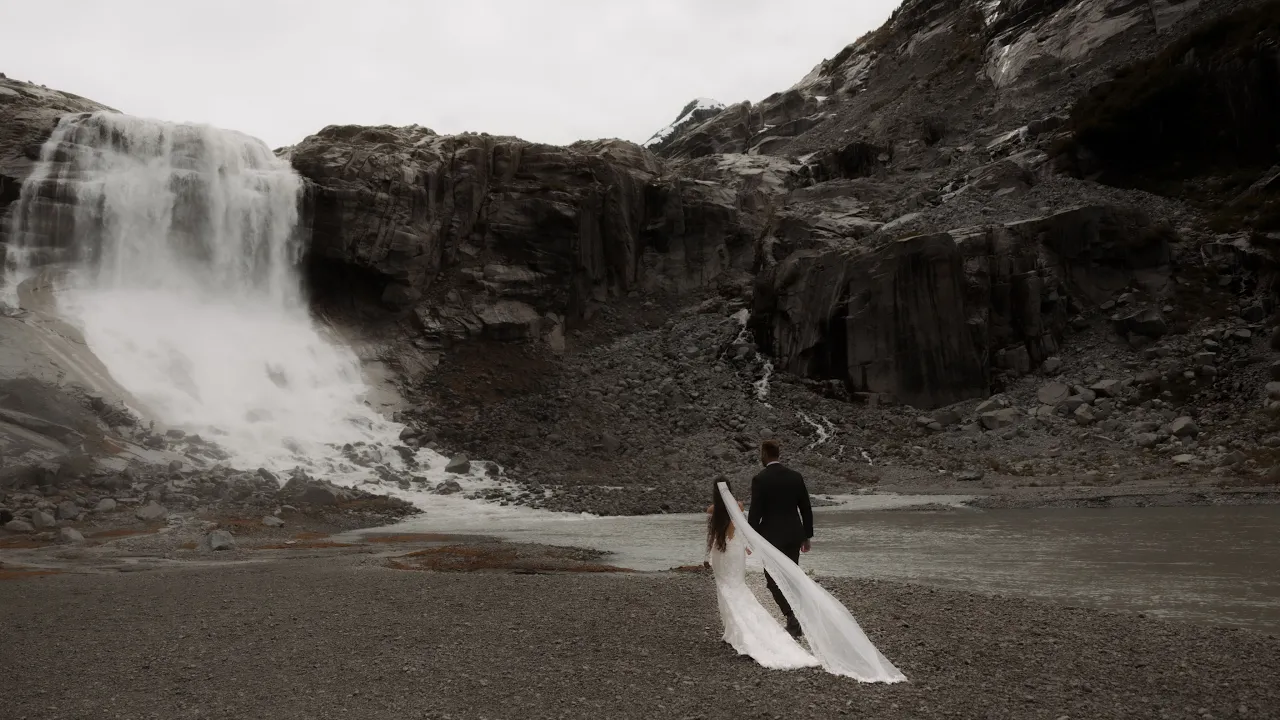 Watch Brooklyn & Jon’s social media trailer at Vancouver Island region, BC — video preview