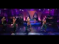 Nicki Minaj Pound the alarm live (Vevo )