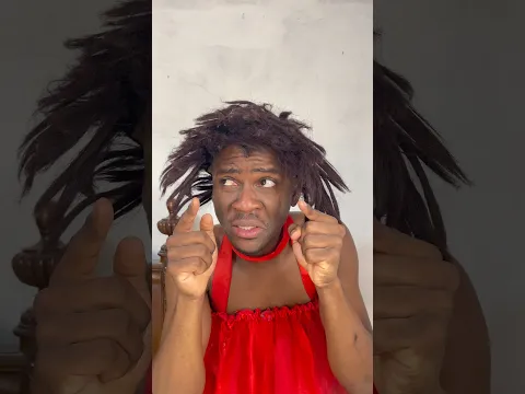 Pequena Dora e a namorada do Shin Shan #shorts #pequenadora #comedia