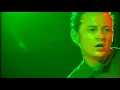 Download Lagu Linkin Park - Runaway (Live from The Roxy Theatre 2000)