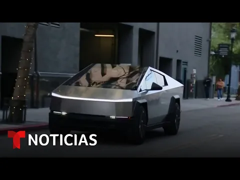 Download MP3 Este mexicano es uno de los primeros propietarios de la Cybertruck de Tesla | Noticias Telemundo