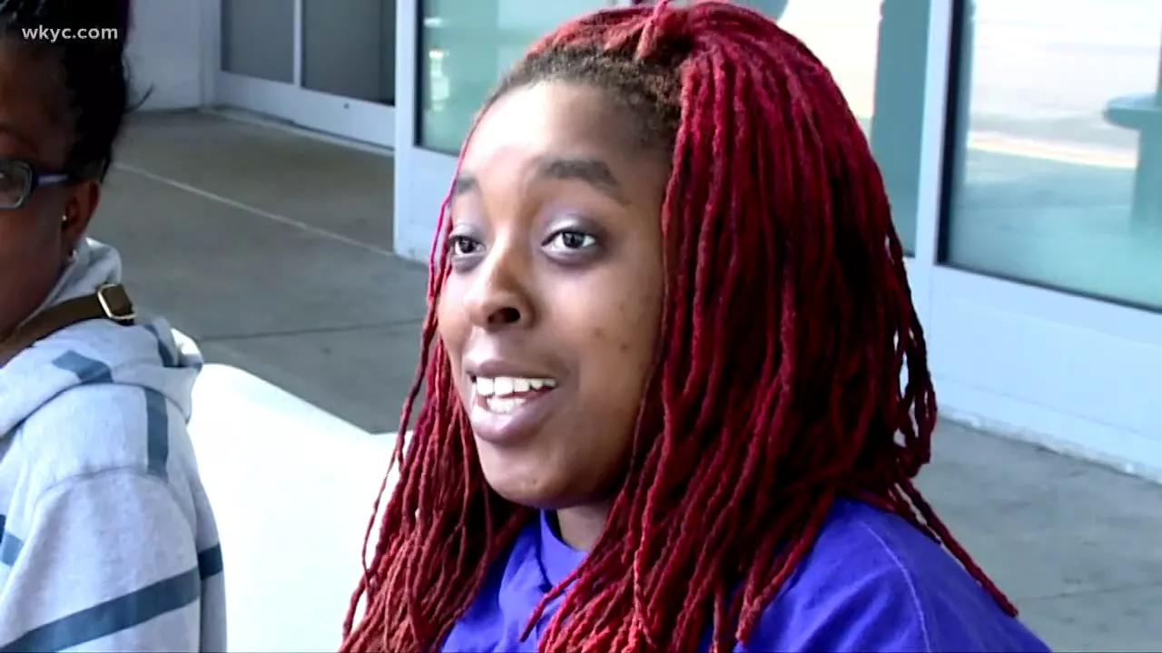 Investigator: TSA officers flunk drug and alcohol tests