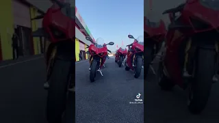 دراجه بطح حمراء اللون رياضيه ٢٠٢١ 