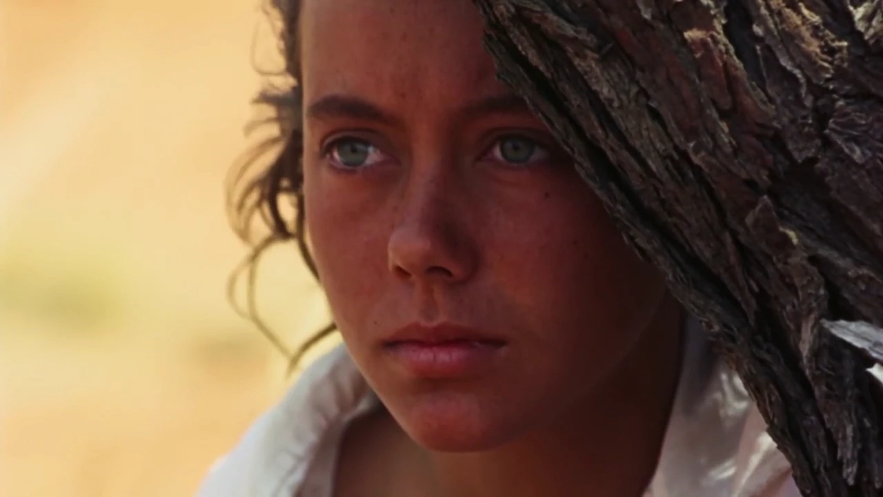 TYCHO - Awake (Music Video) TYCHO - Awake (Music Video)