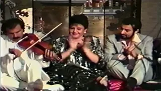 بزم عاشقان هایده و ستار در لس آنجلس سال ۱۹۸۹با ویلن بیژن مرتضوی 