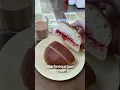 Download Lagu Bun Maska \u0026 Mawa Cake at Mumbai’s Iconic Kyani \u0026 Co. | Irani Café Nostalgia 🇮🇳🍰☕