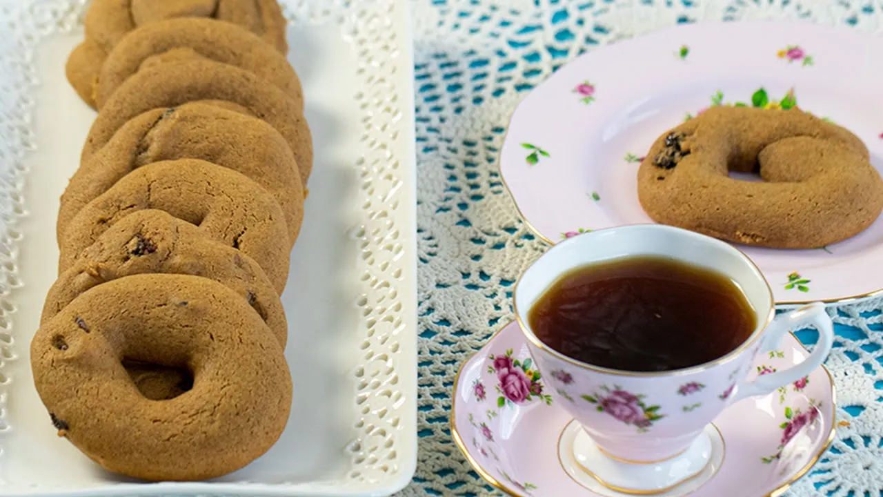 Moustokouloura: Greek Vegan Cookies