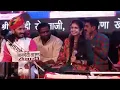 Chhotu Singh Ravana ne ek bar FIR Satrangi lahariyo ko Logon ke bich Gaya bahut hi Sundar Logon ke b