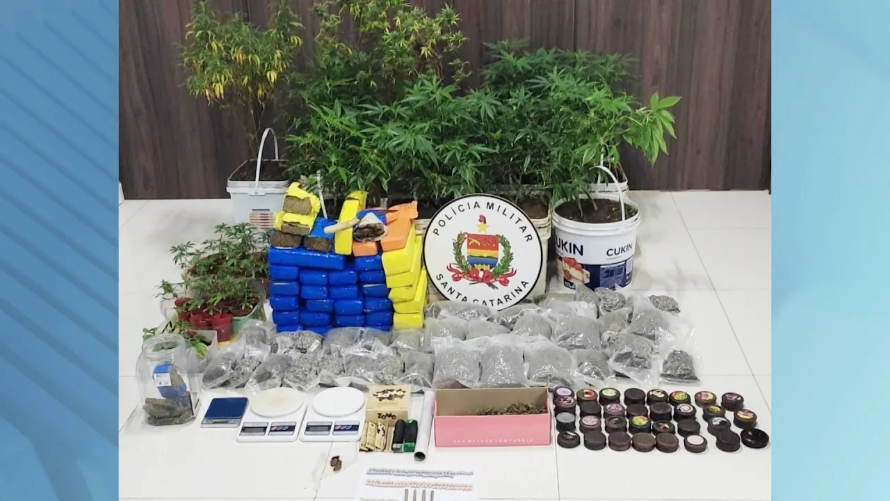 Polícia Militar prende um suspeito e desmancha fábrica de drogas em Irani