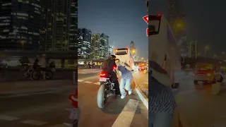 کل کل برای سوار شدن شورلت کوروت موتور Cbr1000 و اتو موتور Automobile Lifestyle Race 