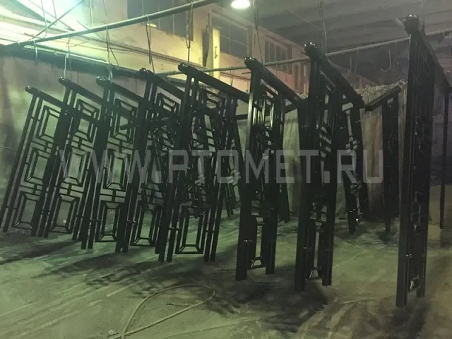 Превью видео «Изготовление газонных ограждений»