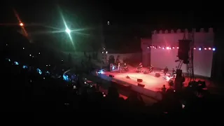              ريتك ما نعرف وين                                       دندنها