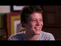 CHICO CHICO filho de CASSIA ELLER emociona ao cantar MENINO BONITO no ALTAS HORAS