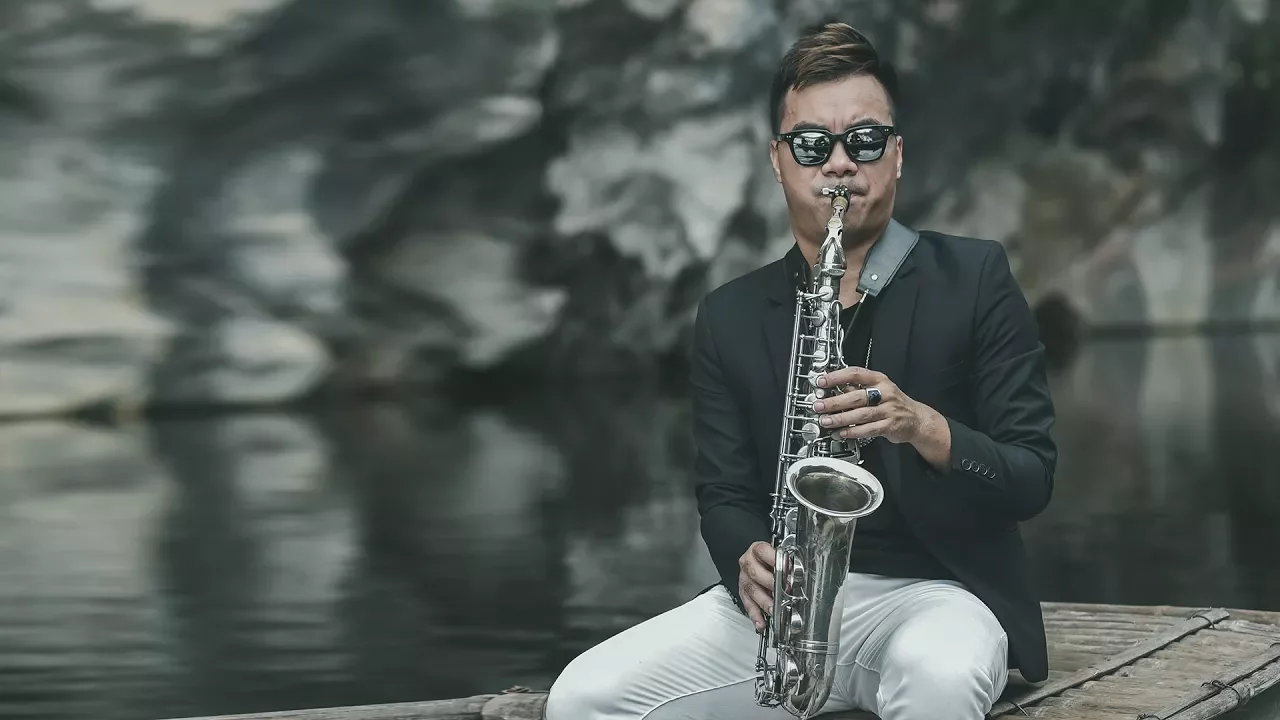 Bruno Mars - Versace On The Floor | Saxophone Cover by Hùng Sax