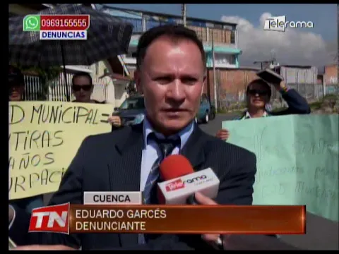 Familia reclama terreno donde el municipio construye complejo