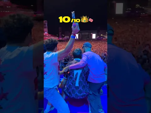 Rating @hugodecrypteactus  shot in front of 40,000 people at the Rose Festival ! 🏀😳