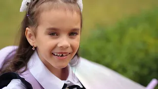 Пісня першокласниці сл і муз Н Май виконує солістка молодшої гр Славінська Злата 