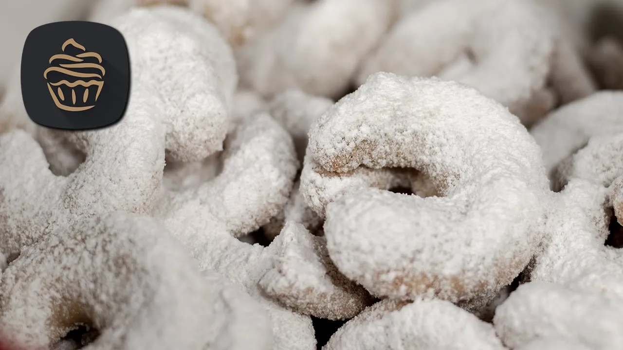 Unfassbar zarte Vanillekipferl - wochenlang frisch / Leckerste Vanillekipferl einfach selber backen. 