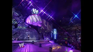 Dawn Marie flashes the crowd shows her Bol vs smack dawn mar 13 2003