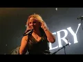 AVERY ANNA - Mr. Predictable - Live STARLAND