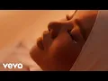 Download Lagu Aina Abdul - Sesaat (Official Music Video)