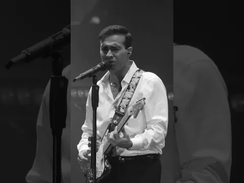 Mert Demir - Olmazlara Vuruluyorum (Live At KÇP)