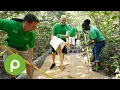 Associates volunteer during Publix Serves Week