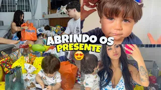 ABRINDO OS PRESENTES DE ANIVERSÁRIO DO LUCCA 🥰