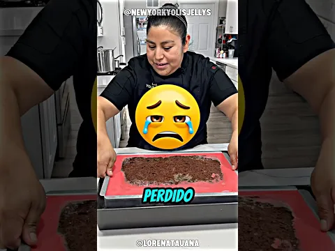 O Bolo Parecia Terrível Por Fora, Mas Quando Ela Virou A Frente Todo Mundo Chocou!