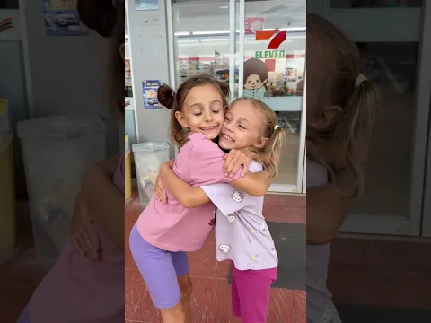 Sisters escaped from their parents and went shopping at 7‑Eleven!😊👍