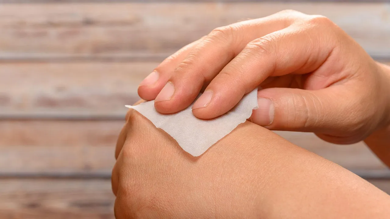How To Clean a Wound, According to a Doctor