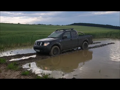 Download MP3 Nissan Navara D40 2.5DCi- Offroad water mud terrain (Drift at the END)