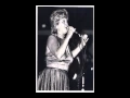Download Lagu Julie Daraiche - Un Verre Sur La Table (Avec Paroles)