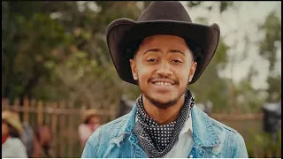 Eyu Tsega እዩ ፀጋ ከማን ጋር ላወዳድርሽ New Ethiopian Music2024 Amharic Music2024 