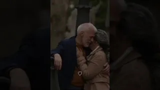 مكسب عمري اني قبلتك دندنها