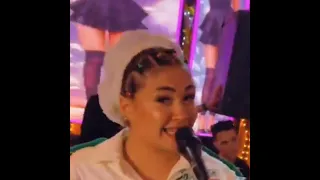 عبوده قلبه بيوجعه و عايز حد يدلع عبوده بيقول الاه و أه واه واهااااه حنان أحمد النسخة الأصلية 