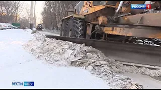 Омск засыпало снегом