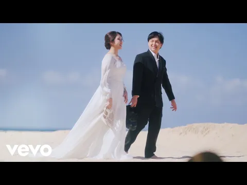 Download MP3 Tiara Andini, Arsy Widianto - Lagu Pernikahan Kita (Official Music Video)