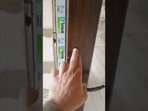 №163 Металлопластиковые входные цветные двери