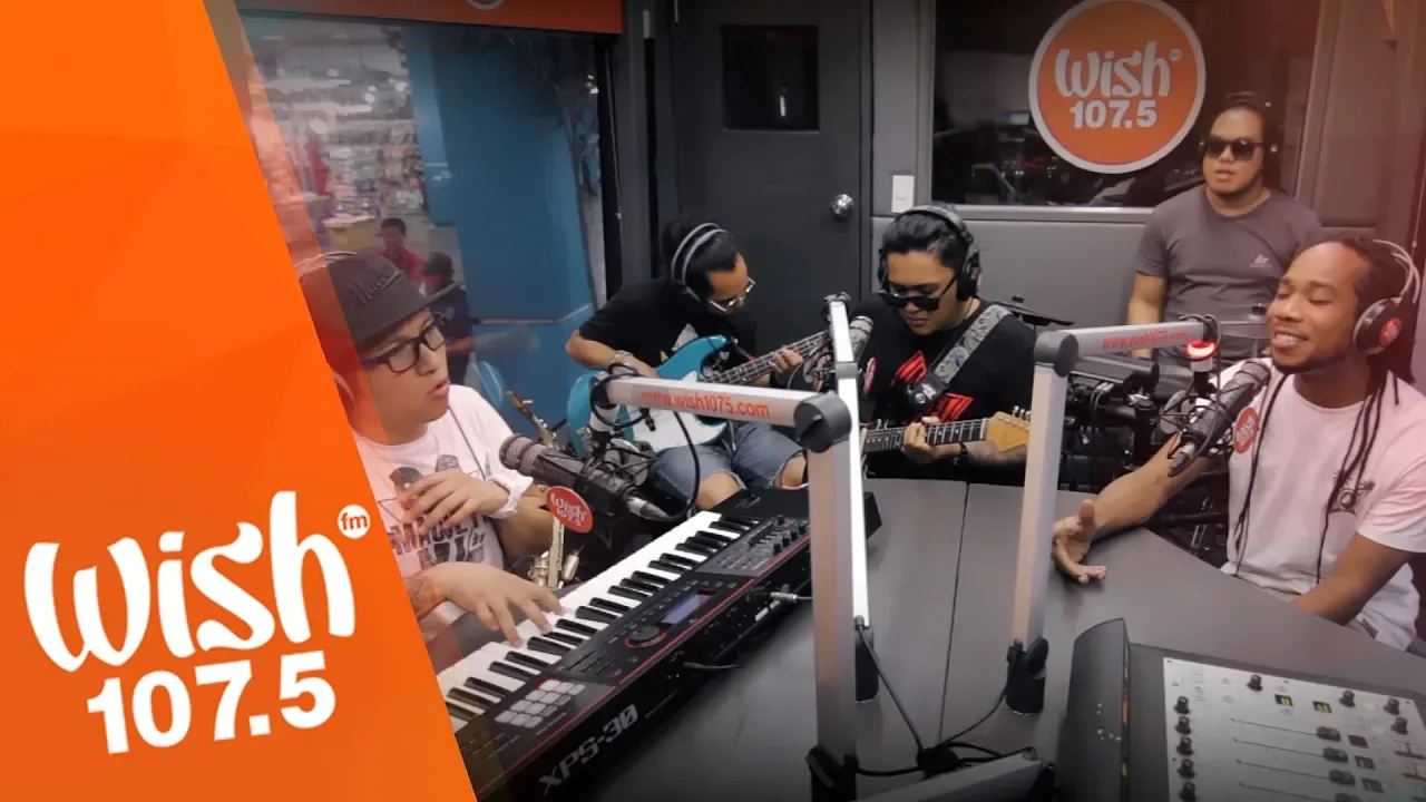 Chocolate Factory performs "Kung Ika'y Akin" LIVE on Wish 107.5 Bus
