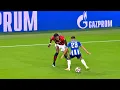 Rafa Leao is just Laughing at Defenders with his Skills