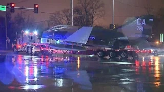 Overnight spectacle fighter jet gets police escort in Milwaukee
