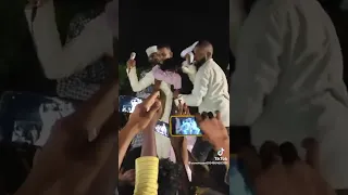 عارفني بشتاق ليك 