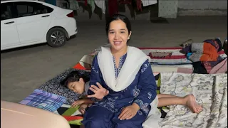 Hum apny village phonch gai 