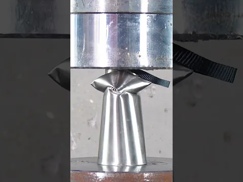 Volleyball vs. Hydraulic Press 🏐💥#hydraulicpress #volleyball #crushingthings