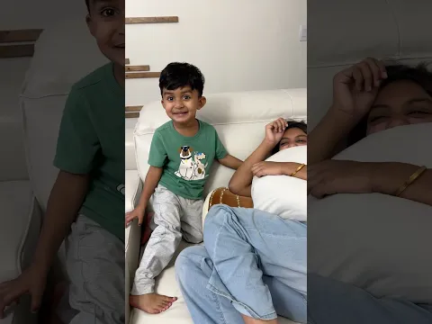 ছোট ভাই যেভাবে বড় বোনের রাগ ভাঙায় #siblings #BengaliKids #funnyreels