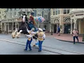 Download Lagu Merida’s Horse Gets Caught in a Balloon at Disney World Magic Kingdom During Small Princess Parade