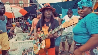 Download Brushy One String | Rising Up MP3