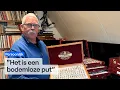 Download Lagu Hennie heeft 20.000 speldjes: hij wil er meer | Oost