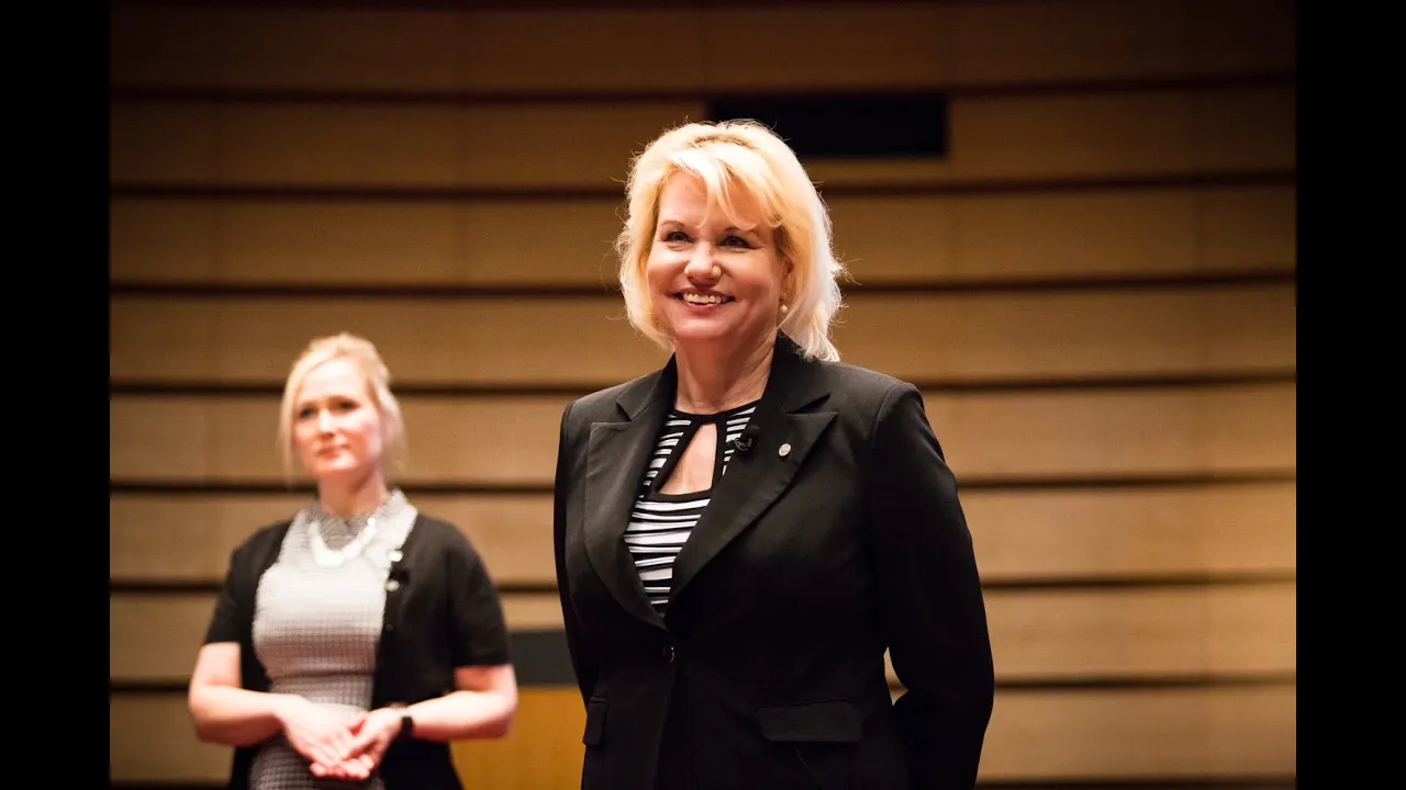 First and Second Language Acquisition | Marjo Mitsutomi, Minna Kirjavainen [ACLL2014]
